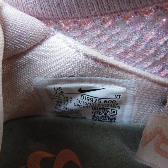 NIKE VAPORMAX WOMENS SIZE 7.5 OR 7 1/2 TRAINING RUNNING SHOES - Picture 3 of 16